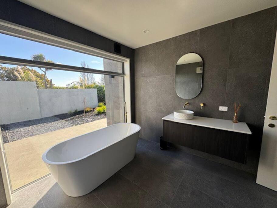Apartmán Location And Luxury In Timaru Exteriér fotografie